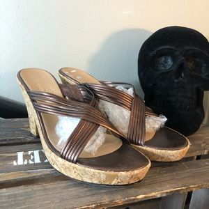 Cole Haan cork bronze metallic heels 8.5